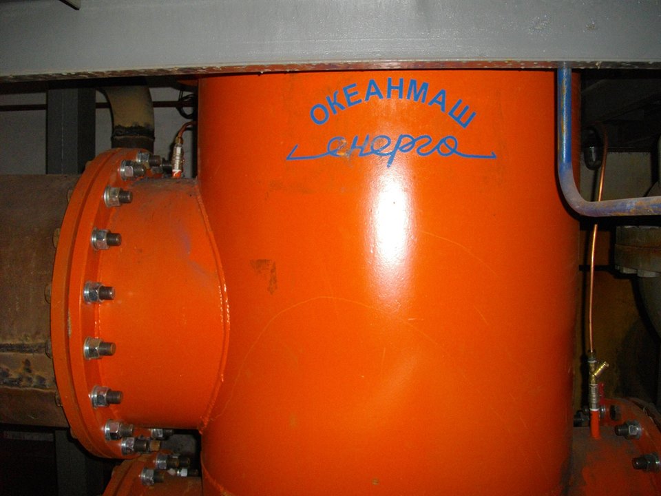 The side view of the filter FK-2700D on site
