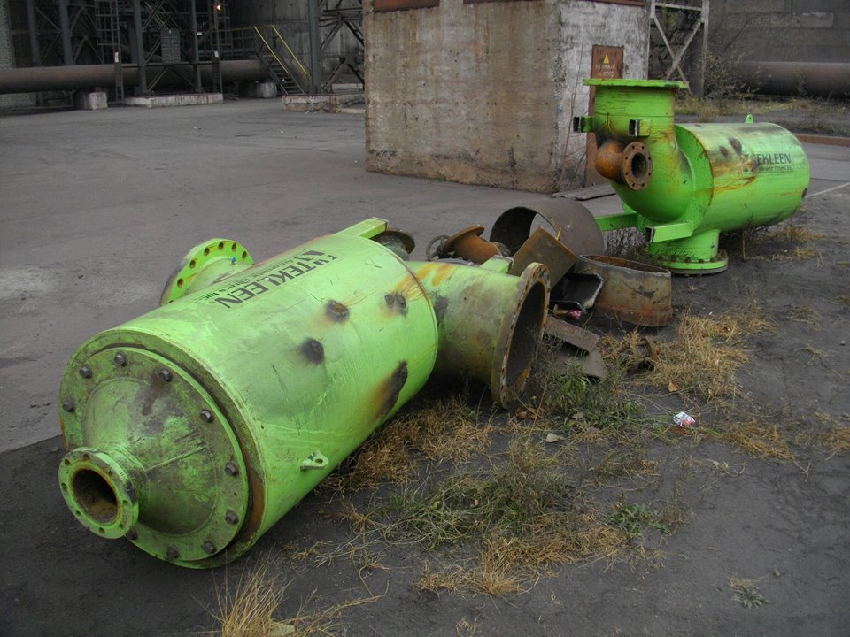 Dismantled filters Tekleen